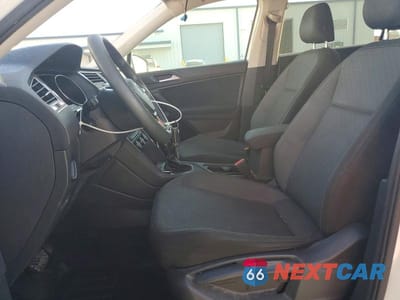 Zdjęcie 7 z 14 samochodu: 2019 VOLKSWAGEN TIGUAN S VIN:3VV1B7AX5KM078648 - miniatura