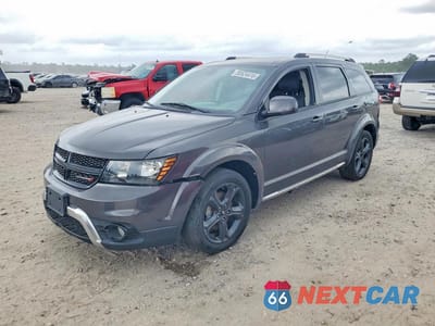 2018 DODGE JOURNEY CROSSROAD 3C4PDDGG3JT370845 - główne zdjęcie licytacji z USA - miniatura