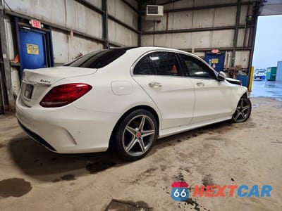 Trzecie zdjęcie samochodu z tyłu: 2016 MERCEDES-BENZ C 300 4MATIC VIN:55SWF4KB0GU099122 - miniatura