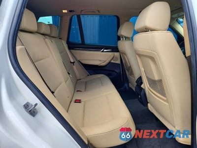 Zdjęcie 11 z 13 samochodu: 2017 BMW X3 SDRIVE28I VIN:5UXWZ7C32H0V87150 - miniatura