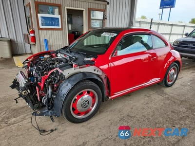 2018 VOLKSWAGEN BEETLE S 3VWFD7AT5JM705338 - główne zdjęcie licytacji z USA - miniatura