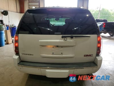 Zdjęcie 6 z 13 samochodu: 2008 GMC YUKON DENALI VIN:1GKEC638X8J251734 - miniatura