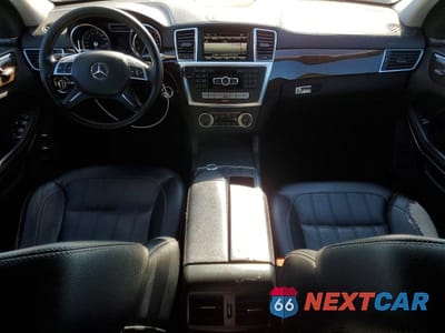 Zdjęcie 8 z 13 samochodu: 2013 MERCEDES-BENZ GL 450 4MATIC VIN:4JGDF7CE3DA132553 - miniatura