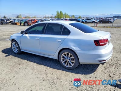 Drugie zdjęcie samochodu z przodu: 2017 VOLKSWAGEN JETTA S VIN:3VW167AJXHM393255 - miniatura