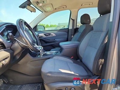 Zdjęcie 7 z 13 samochodu: 2018 CHEVROLET TRAVERSE LT VIN:1GNERGKW7JJ154911 - miniatura