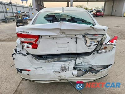 Zdjęcie 6 z 12 samochodu: 2021 HONDA ACCORD TOURING VIN:1HGCV2F96MA019122 - miniatura