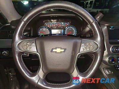 Zdjęcie 11 z 14 samochodu: 2019 CHEVROLET SUBURBAN C1500 LT VIN:1GNSCHKC4KR352378 - miniatura