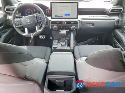 Zdjęcie 8 z 12 samochodu: 2026 TOYOTA TACOMA TRD SPORT VIN:3TMKB5FN3TM054252 - miniatura