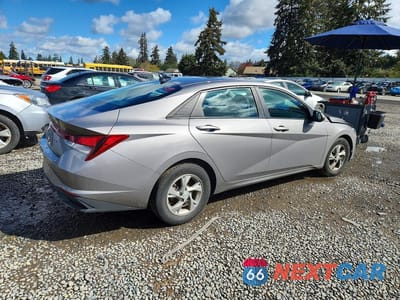 Trzecie zdjęcie samochodu z tyłu: 2021 HYUNDAI ELANTRA SE VIN:KMHLL4AG1MU213167 - miniatura