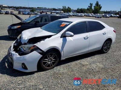 2015 TOYOTA COROLLA S PLUS 5YFBURHEXFP340529 - główne zdjęcie licytacji z USA - miniatura