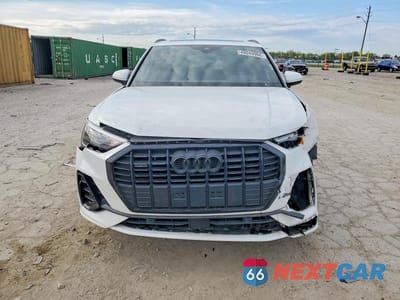 Piąte zdjęcie samochodu w środku: 2022 AUDI Q3 PREMIUM S LINE 45 VIN:WA1DECF33N1022284 - miniatura