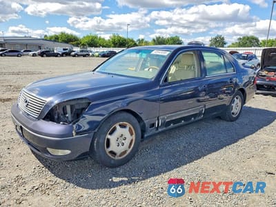 2002 LEXUS LS 430 BASE JTHBN30F020056411 - główne zdjęcie licytacji z USA - miniatura