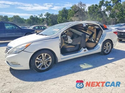 2013 HYUNDAI SONATA LIMITED 5NPEC4AC7DH577694 - główne zdjęcie licytacji z USA - miniatura