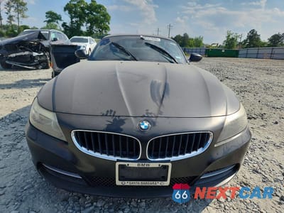 Piąte zdjęcie samochodu w środku: 2010 BMW Z4 SDRIVE30I VIN:WBALM5C57AE377481 - miniatura