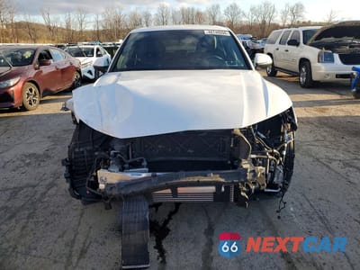 Piąte zdjęcie samochodu w środku: 2024 AUDI Q5 E PREMIUM PLUS 55 VIN:WA1E2AFY1R2131128 - miniatura