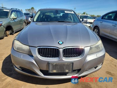 Piąte zdjęcie samochodu w środku: 2011 BMW 328 XI VIN:WBAPK7G55BNN86622 - miniatura