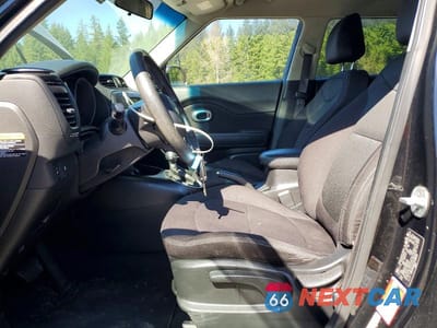 Zdjęcie 7 z 12 samochodu: 2018 KIA SOUL BASE VIN:KNDJN2A22J7581916 - miniatura