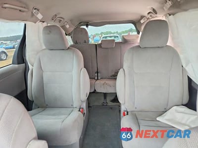 Zdjęcie 10 z 14 samochodu: 2017 TOYOTA SIENNA L 7-PASSENGER VIN:5TDZZ3DC8HS790580 - miniatura
