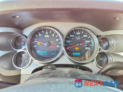 Zdjęcie 9 z 11 samochodu: 2010 CHEVROLET SILVERADO K1500 LT VIN:1GCSKSE3XAZ189299 - miniatura