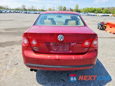 Zdjęcie 6 z 12 samochodu: 2006 VOLKSWAGEN JETTA 2.5 VIN:3VWRG71K96M620361 - miniatura