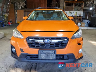 Piąte zdjęcie samochodu w środku: 2018 SUBARU CROSSTREK PREMIUM VIN:JF2GTADC8J8231572 - miniatura