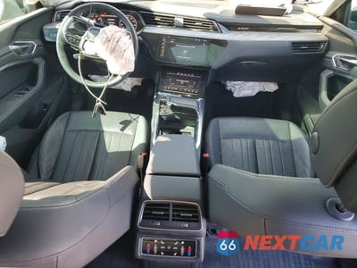 Zdjęcie 8 z 14 samochodu: 2024 AUDI Q8 E-TRON PREMIUM PLUS VIN:WA15AAGE6RB034840 - miniatura