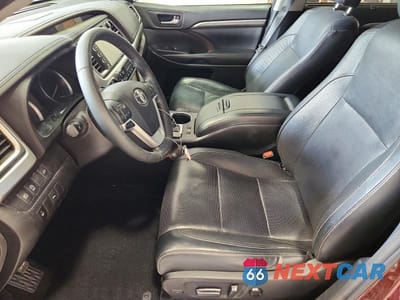 Zdjęcie 7 z 14 samochodu: 2018 TOYOTA HIGHLANDER LIMITED VIN:5TDDZRFH2JS846038 - miniatura