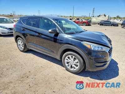 Czwarte zdjęcie samochodu z boku: 2019 HYUNDAI TUCSON SE VIN:KM8J23A43KU925476 - miniatura