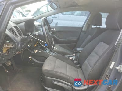 Zdjęcie 7 z 12 samochodu: 2016 KIA FORTE EX VIN:KNAFX5A8XG5627760 - miniatura