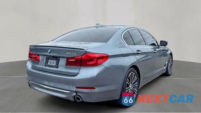 Czwarte zdjęcie samochodu z boku: 2018 BMW 530XE VIN:WBAJB1C56JB374403 - miniatura