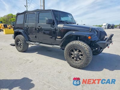 Czwarte zdjęcie samochodu z boku: 2014 JEEP WRANGLER UNLIMITED SAHARA VIN:1C4HJWEG0EL271977 - miniatura
