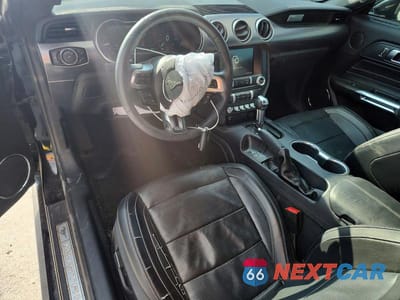 Zdjęcie 8 z 13 samochodu: 2019 FORD MUSTANG VIN:1FA6P8TH2K5168241 - miniatura