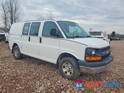 Czwarte zdjęcie samochodu z boku: 2015 CHEVROLET EXPRESS 2500 CARGO UTILITY / SERVIC VIN:1GCWGFCF5F1283006 - miniatura
