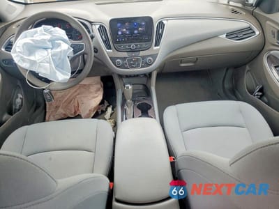 Zdjęcie 8 z 12 samochodu: 2019 CHEVROLET MALIBU LS VIN:1G1ZC5ST8KF170439 - miniatura