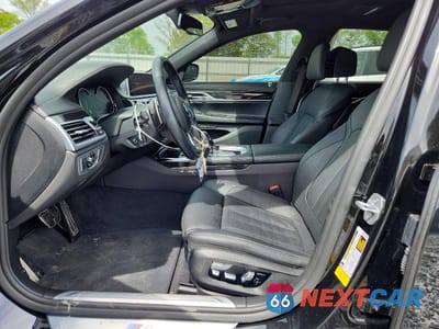 Zdjęcie 7 z 12 samochodu: 2019 BMW 740 I VIN:WBA7E2C56KB218015 - miniatura