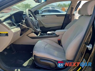 Zdjęcie 7 z 12 samochodu: 2016 HYUNDAI SONATA SE VIN:5NPE24AF6GH292776 - miniatura