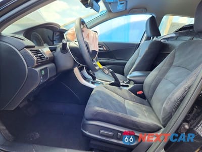 Zdjęcie 7 z 13 samochodu: 2017 HONDA ACCORD HYBRID VIN:JHMCR6F38HC022103 - miniatura