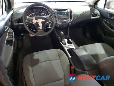 Zdjęcie 8 z 12 samochodu: 2018 CHEVROLET CRUZE LT VIN:1G1BE5SM1J7213970 - miniatura