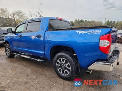 Drugie zdjęcie samochodu z przodu: 2018 TOYOTA TUNDRA CREWMAX SR5 VIN:5TFDW5F11JX698737 - miniatura