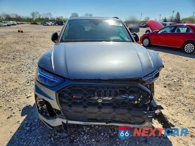 Piąte zdjęcie samochodu w środku: 2023 AUDI SQ5 PRESTIGE VIN:WA1C4AFY4P2008146 - miniatura