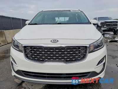 Piąte zdjęcie samochodu w środku: 2020 KIA SEDONA L VIN:KNDMA5C16L6601947 - miniatura