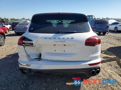 Zdjęcie 6 z 12 samochodu: 2017 PORSCHE CAYENNE S VIN:WP1AB2A2XHLA51699 - miniatura