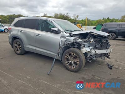 Czwarte zdjęcie samochodu z boku: 2016 TOYOTA HIGHLANDER XLE VIN:5TDJKRFH0GS263340 - miniatura