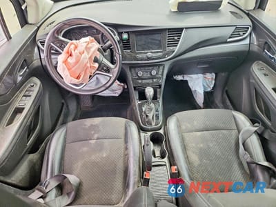 Zdjęcie 8 z 12 samochodu: 2022 BUICK ENCORE PREFERRED VIN:KL4CJESM8NB561897 - miniatura