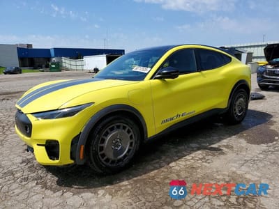 2025 FORD MUSTANG MACH-E GT 3FMTK4SX2SMA12154 - główne zdjęcie licytacji z USA - miniatura
