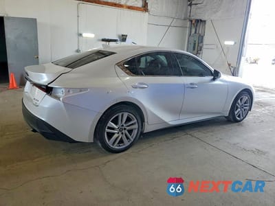 Trzecie zdjęcie samochodu z tyłu: 2022 LEXUS IS 300 BASE VIN:JTHC81F20N5048594 - miniatura