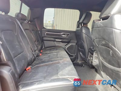 Zdjęcie 10 z 12 samochodu: 2022 RAM 1500 LARAMIE VIN:1C6SRFJT2NN167083 - miniatura