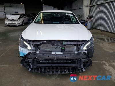 Piąte zdjęcie samochodu w środku: 2026 NISSAN ALTIMA 2.5 SV VIN:1N4BL4DV1TN304903 - miniatura