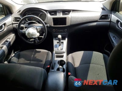 Zdjęcie 8 z 12 samochodu: 2018 NISSAN SENTRA S VIN:3N1AB7AP2JY202965 - miniatura