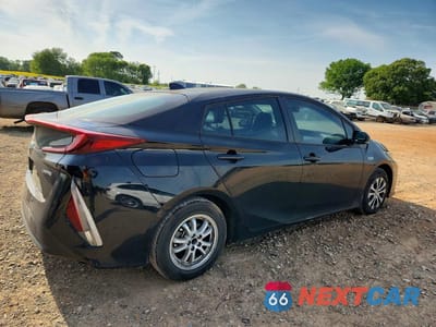 Trzecie zdjęcie samochodu z tyłu: 2022 TOYOTA PRIUS PRIME LIMITED VIN:JTDKAMFP8N3201880 - miniatura